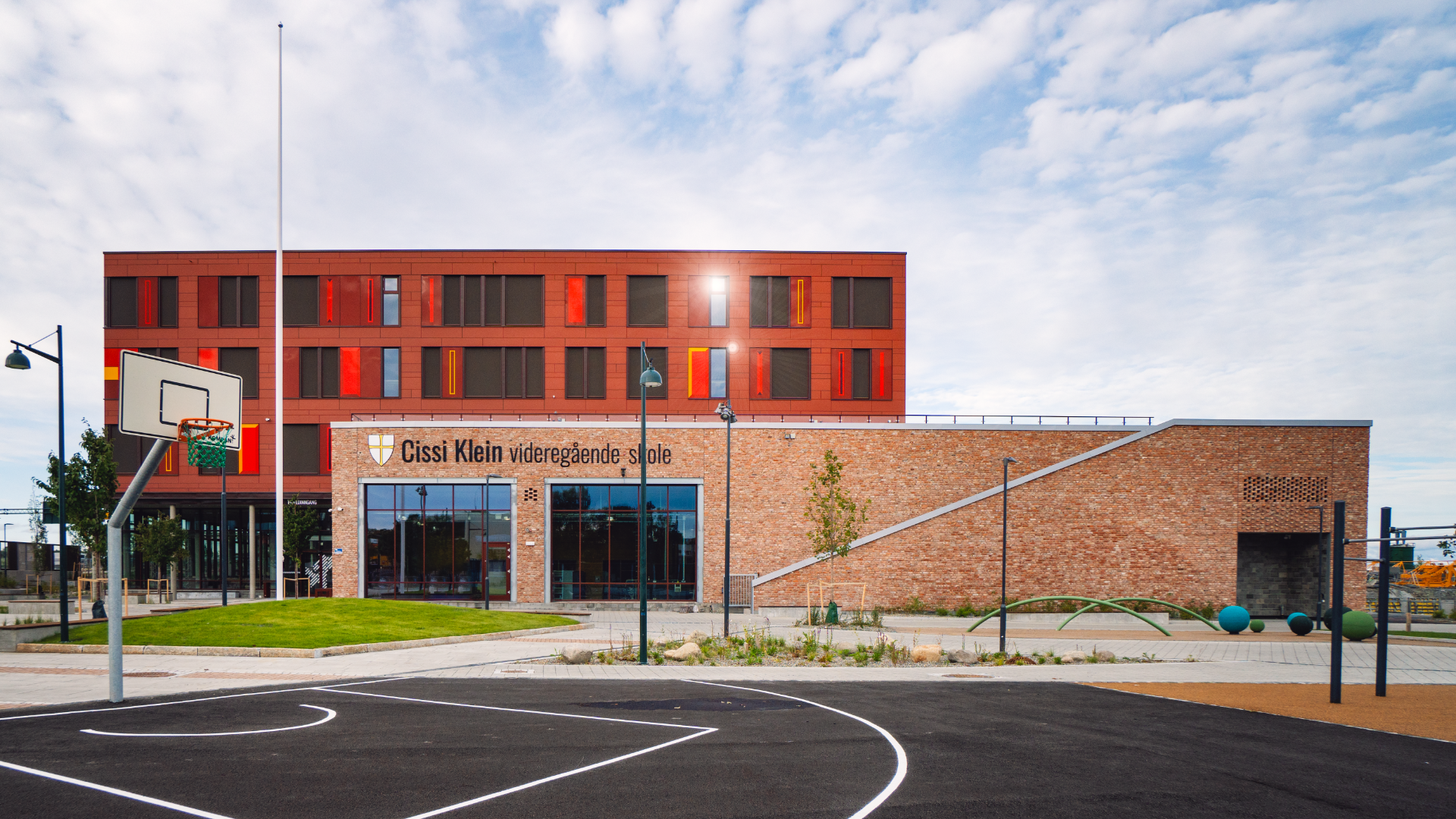 Cissi Klein vgs, Trondheim. Stort fokus på fremtidens undervisningsformer, åpenhet, fleksibilitet og sirkularitet